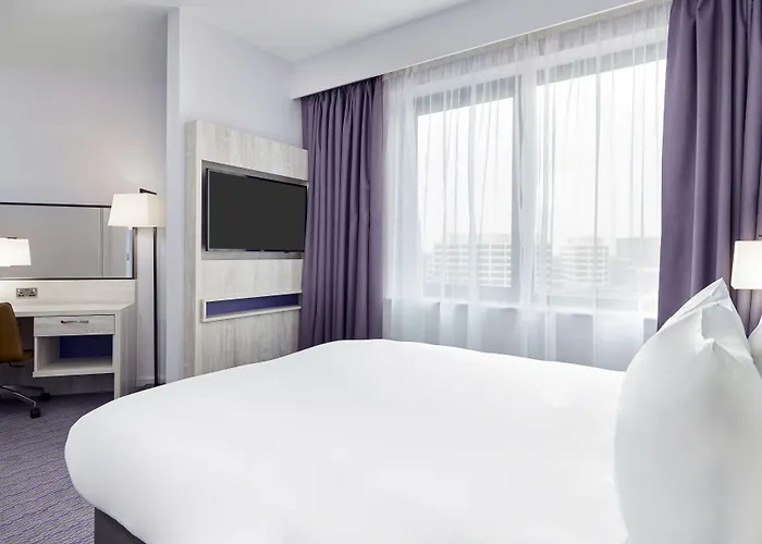 Leonardo Hotel Swindon